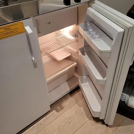 Med Kjøkkenkrok I 2 Etg * Tromsø